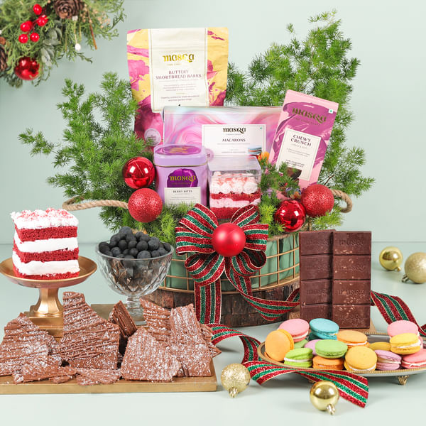 Luxe Delights Christmas Extravaganza